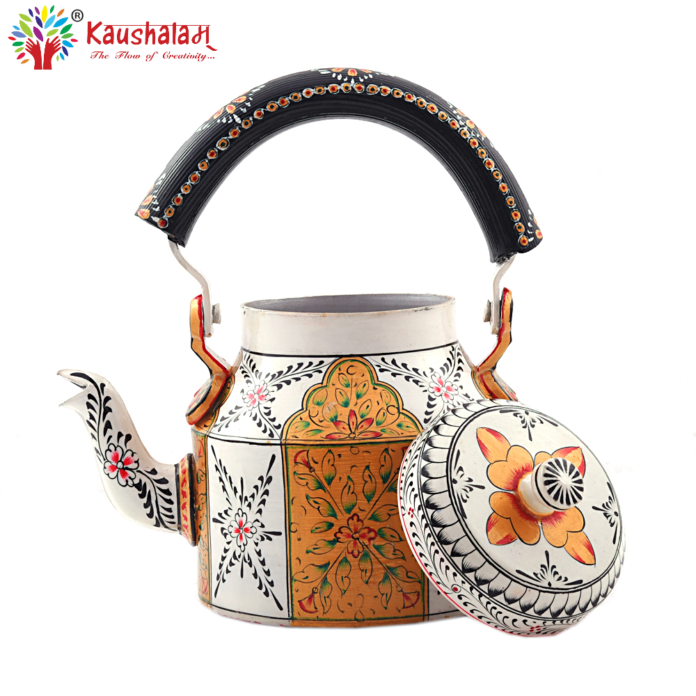 Hand Painted Kettle :  Royal Heritage