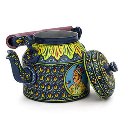 Hand Painted Kettle : The Royal Couple